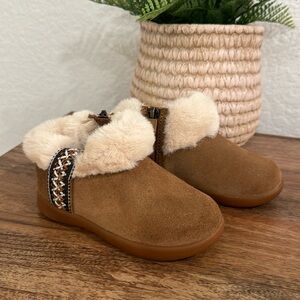 Kids UGG Dreamee Suede Booties